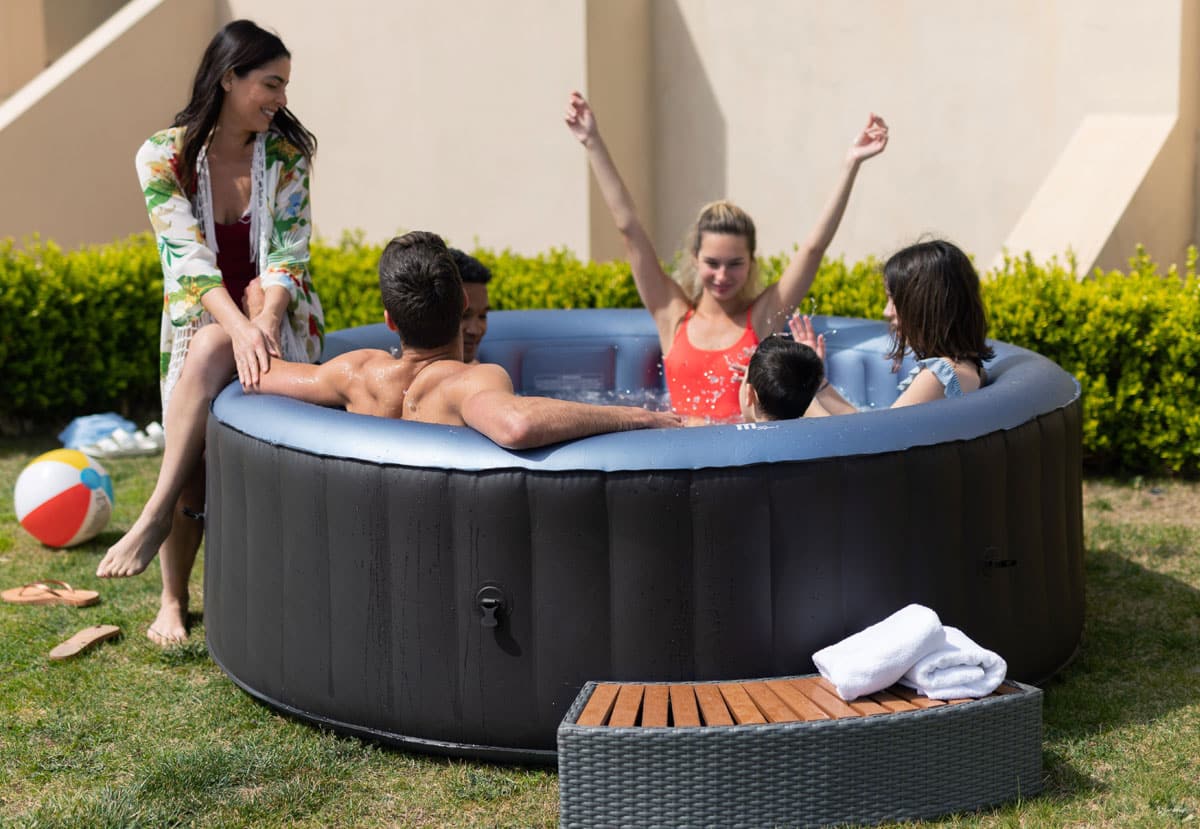 Things To Know About Inflatable Hot Tubs While Purchasing
